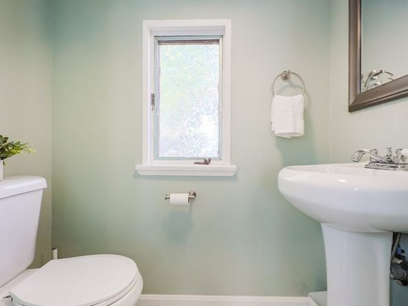 3 Vinal St, Somerville MA 02145