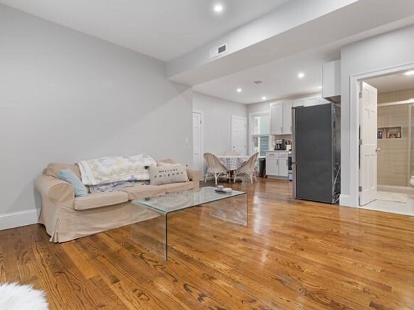 25 Pleasant Street, Boston MA 02125