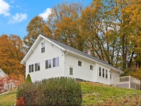 10 Minthorne St, Worcester MA 01603