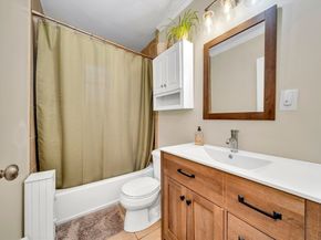 70 Farrwood Ave 7, North Andover MA 01845