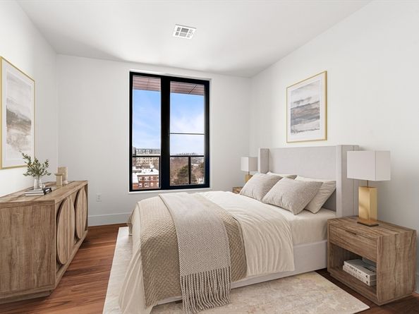 1515 Commonwealth Ave 303, Boston MA 02135