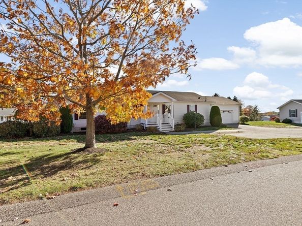 2602 Pheasant, Middleboro MA 02346