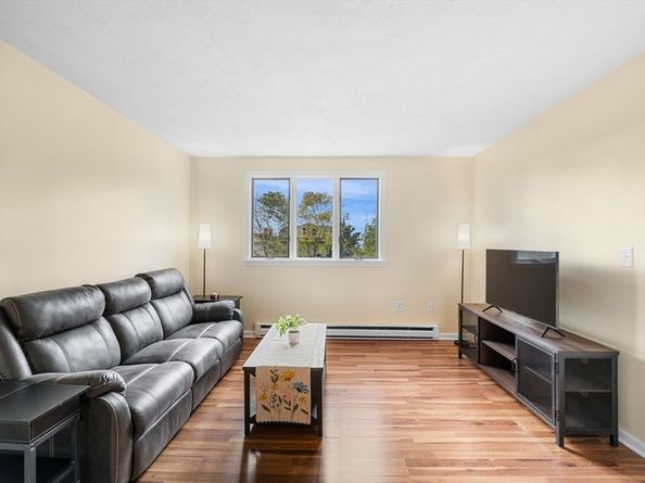 28 Claremont Ter 6, Swampscott MA 01907