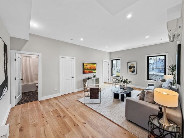 1 Marion Street 4, Cambridge MA 02141