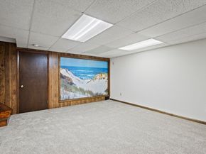 8 Hunter Circle, Shrewsbury MA 01545