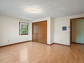 8 Hunter Circle, Shrewsbury MA 01545