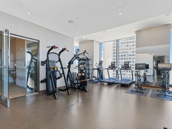 1 Dalton St 3205, Boston MA 02115