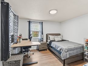 26 Wakefield Ave, Webster MA 01570