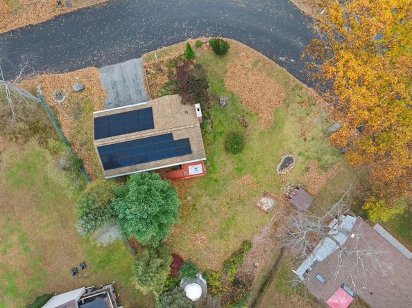 26 Wakefield Ave, Webster MA 01570