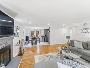 26 Wakefield Ave, Webster MA 01570