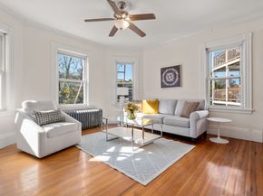 55 Reservoir Rd 2, Brookline MA 02467