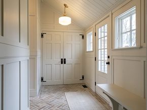 32 Harrison St, Duxbury MA 02332