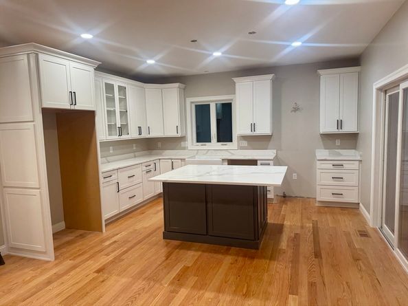 910 Livingston St, Tewksbury MA 01876