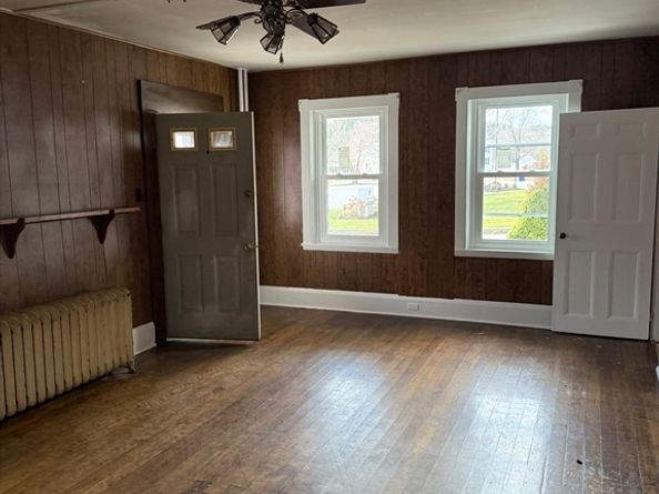 35 School St, Winchendon MA 01475