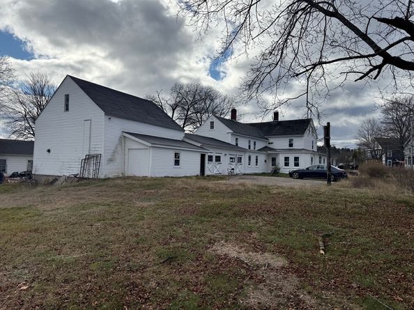 35 School St, Winchendon MA 01475