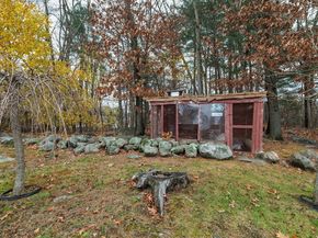 92 Mercury St, Weymouth MA 02188