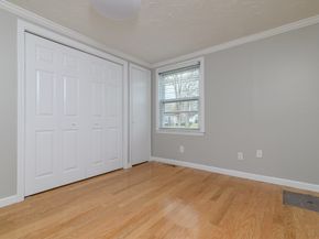 92 Mercury St, Weymouth MA 02188