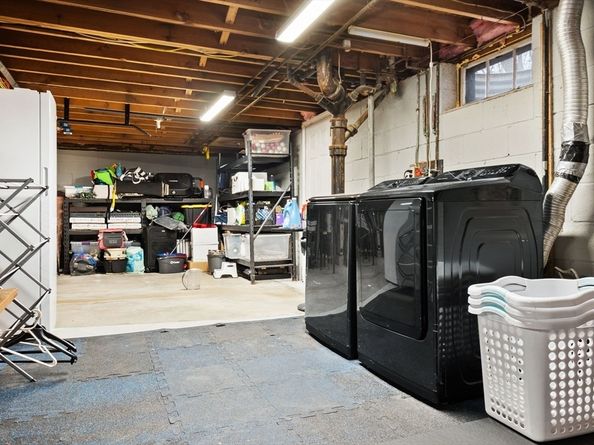 57 Glenwood St, North Andover MA 01845