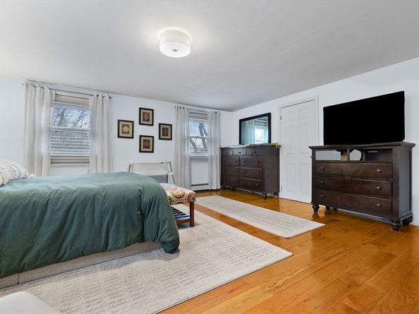 57 Glenwood St, North Andover MA 01845