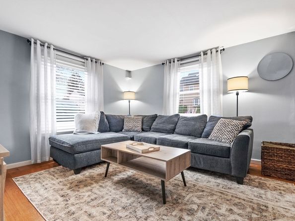 57 Glenwood St, North Andover MA 01845