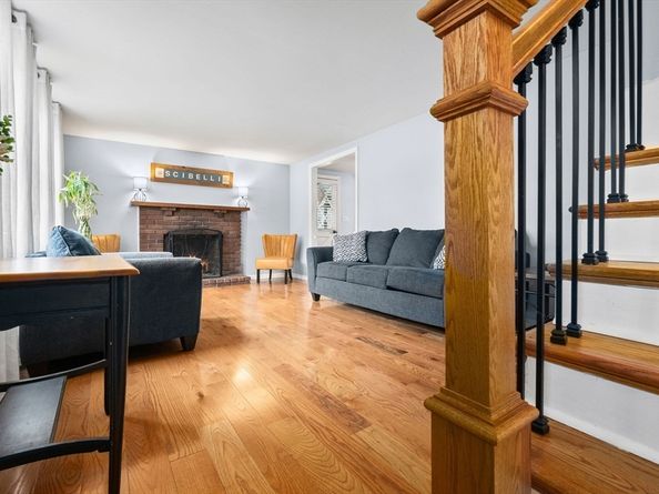 57 Glenwood St, North Andover MA 01845