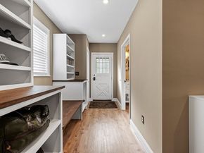 13 Blackstone St, Mendon MA 01756