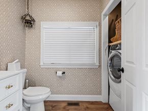 13 Blackstone St, Mendon MA 01756