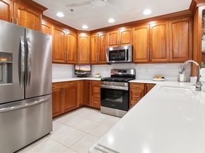 37 Peaslee Cir 37, Middleton MA 01949