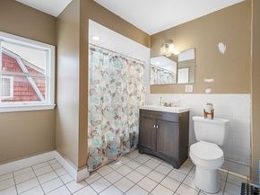 17 Henry St, Fitchburg MA 01420