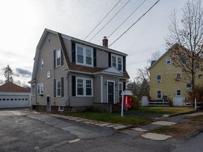 17 Henry St, Fitchburg MA 01420