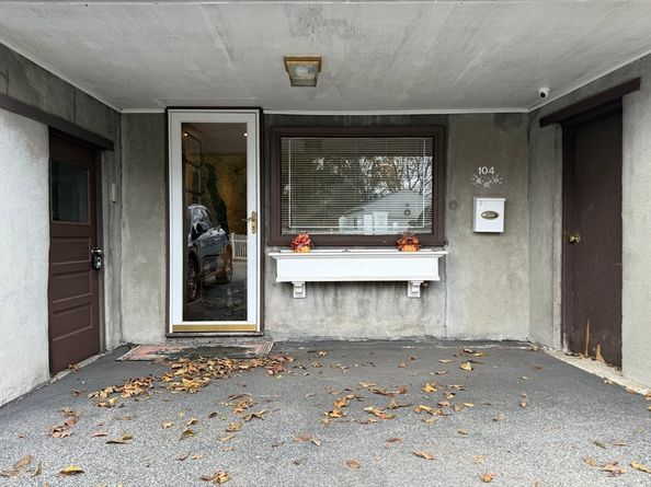 104 Forest Park Road, Woburn MA 01801