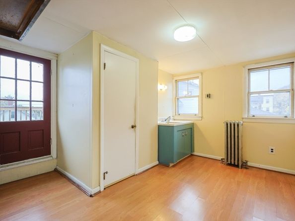 8-10 Benedict Avenue, Somerville MA 02145