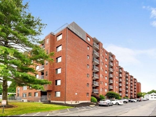 8 9th 513, Medford MA 02155