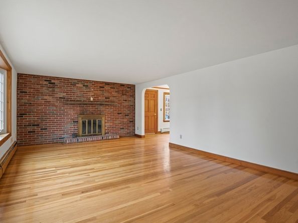 116 Waverly Street, Ashland MA 01721