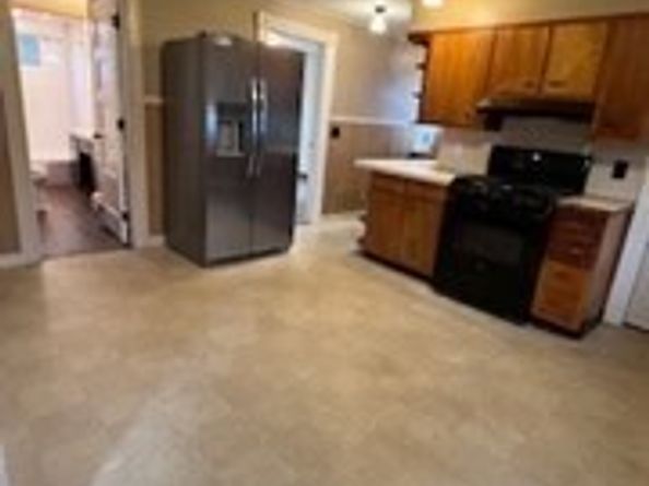 15-19 Elm Street, Leominster MA 01543