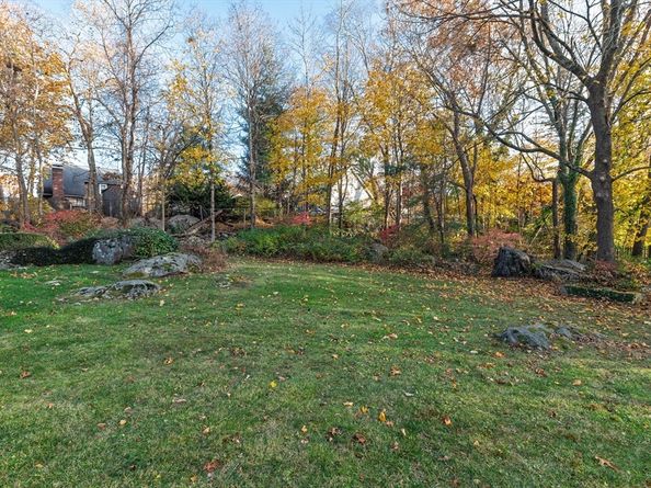 262 West St, Weymouth MA 02188