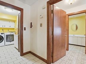 15 N Cove Rd, Sterling MA 01564