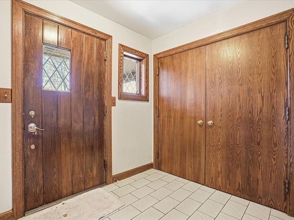 15 N Cove Rd, Sterling MA 01564