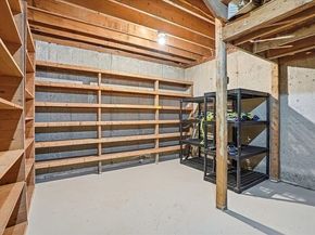 15 N Cove Rd, Sterling MA 01564