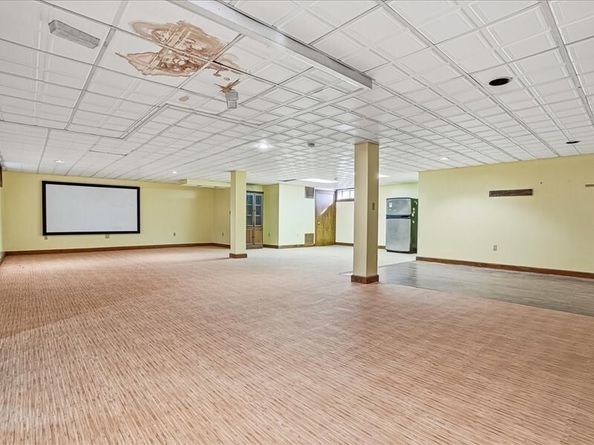 15 N Cove Rd, Sterling MA 01564