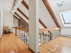 15 N Cove Rd, Sterling MA 01564