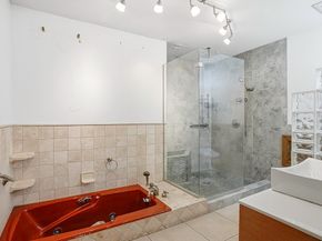 15 N Cove Rd, Sterling MA 01564