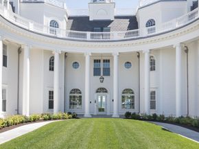 35 Littles Point Rd S201, Swampscott MA 01907