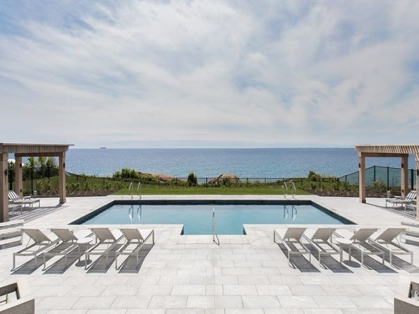 35 Littles Point Rd S201, Swampscott MA 01907