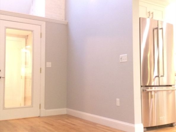 83 Lafayette St, Marblehead MA 01945