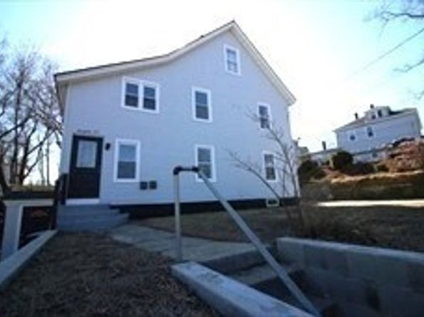 95 Laurel St, Leominster MA 01453