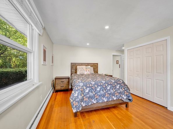 26 Beach St, Malden MA 02148