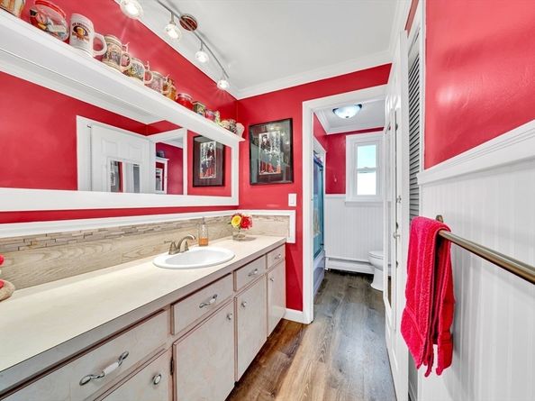 26 Beach St, Malden MA 02148