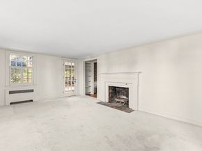 32 Wall St, Wellesley MA 02481