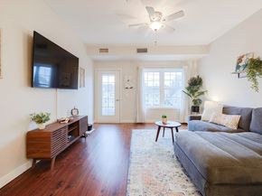 8 Walnut St 209, Peabody MA 01960